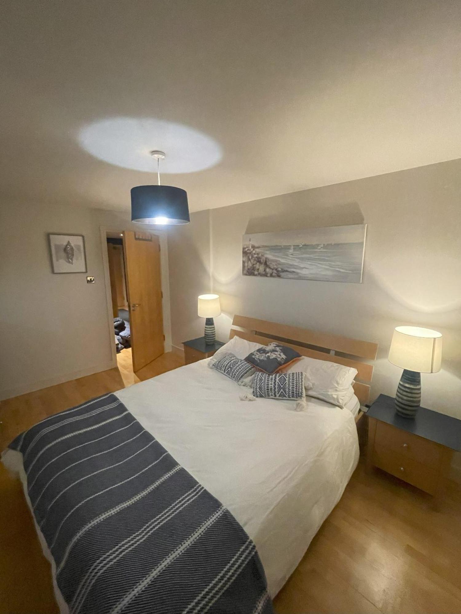 Central Belfast Apartments: Park Avenue Habitación foto