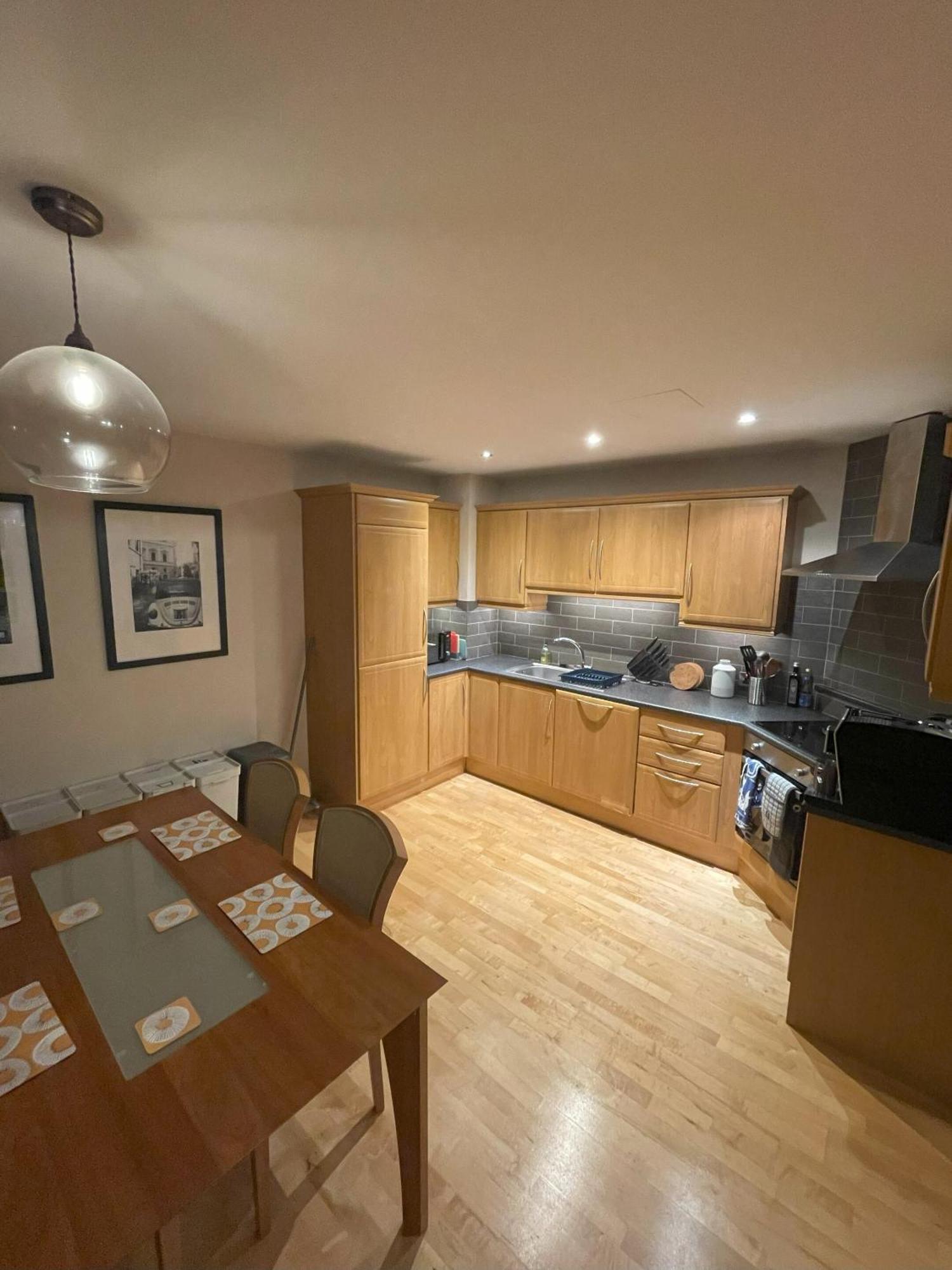 Central Belfast Apartments: Park Avenue Habitación foto